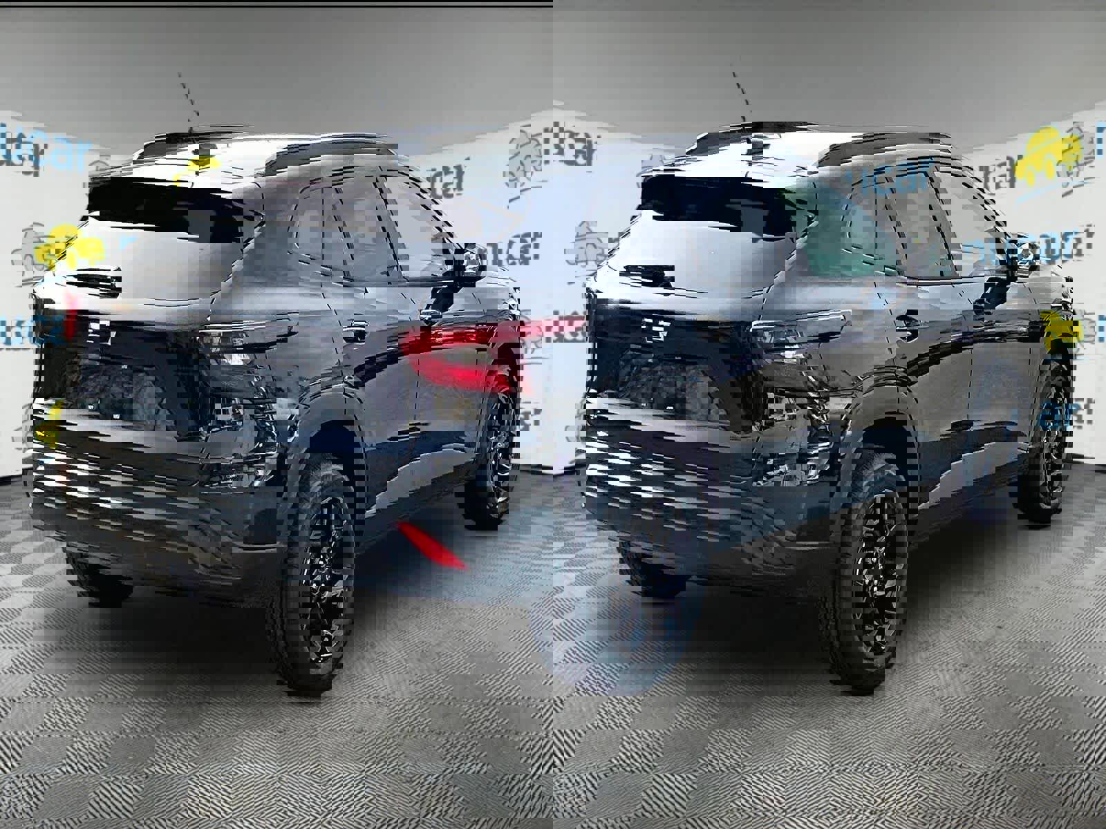 New 2026 Chevrolet Trax LT w/ Midnight Edition FWD image 7