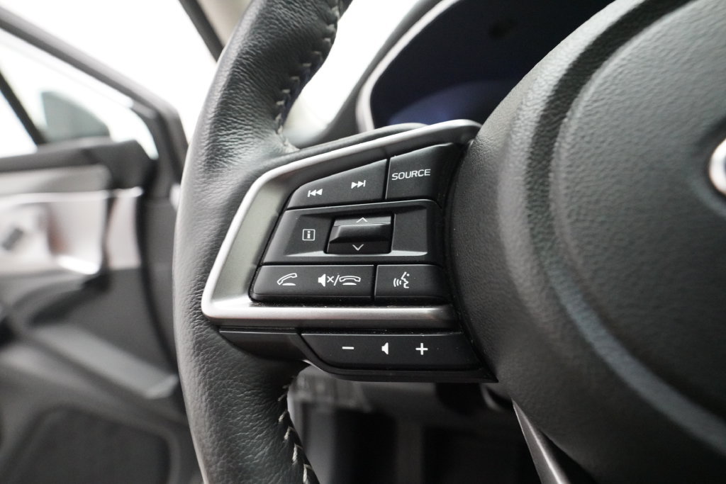 Certified 2025 Subaru Outback Limited AWD/4WD image 18