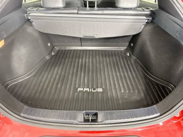 Certified 2021 Toyota Prius FWD image 26