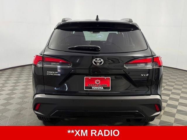 Used 2023 Toyota Corolla Cross XLE image 7