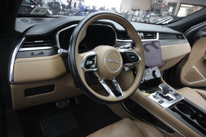 Used 2021 Jaguar F-PACE S image 14