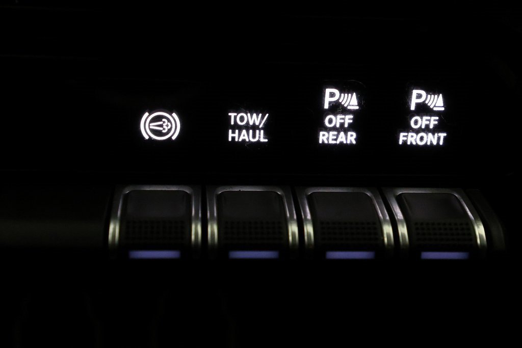 Used 2024 RAM 2500 Laramie w/ Night Edition image 33