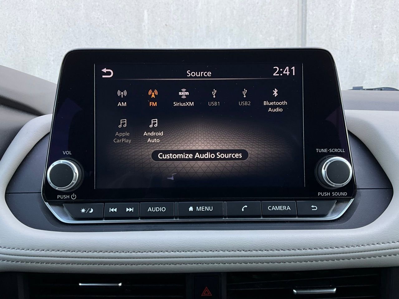 Used 2025 Nissan Rogue SV image 30