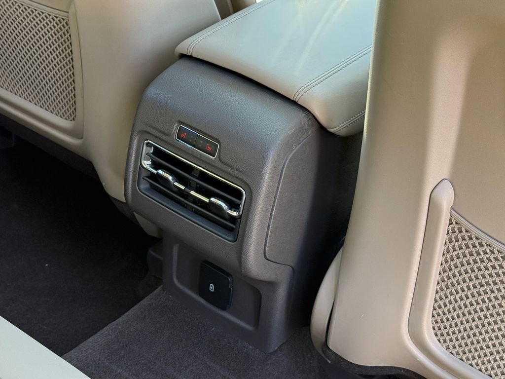 Used 2022 Lincoln Corsair AWD w/ Premium Package image 21