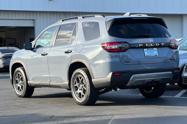 New 2026 Honda Pilot TrailSport image 5