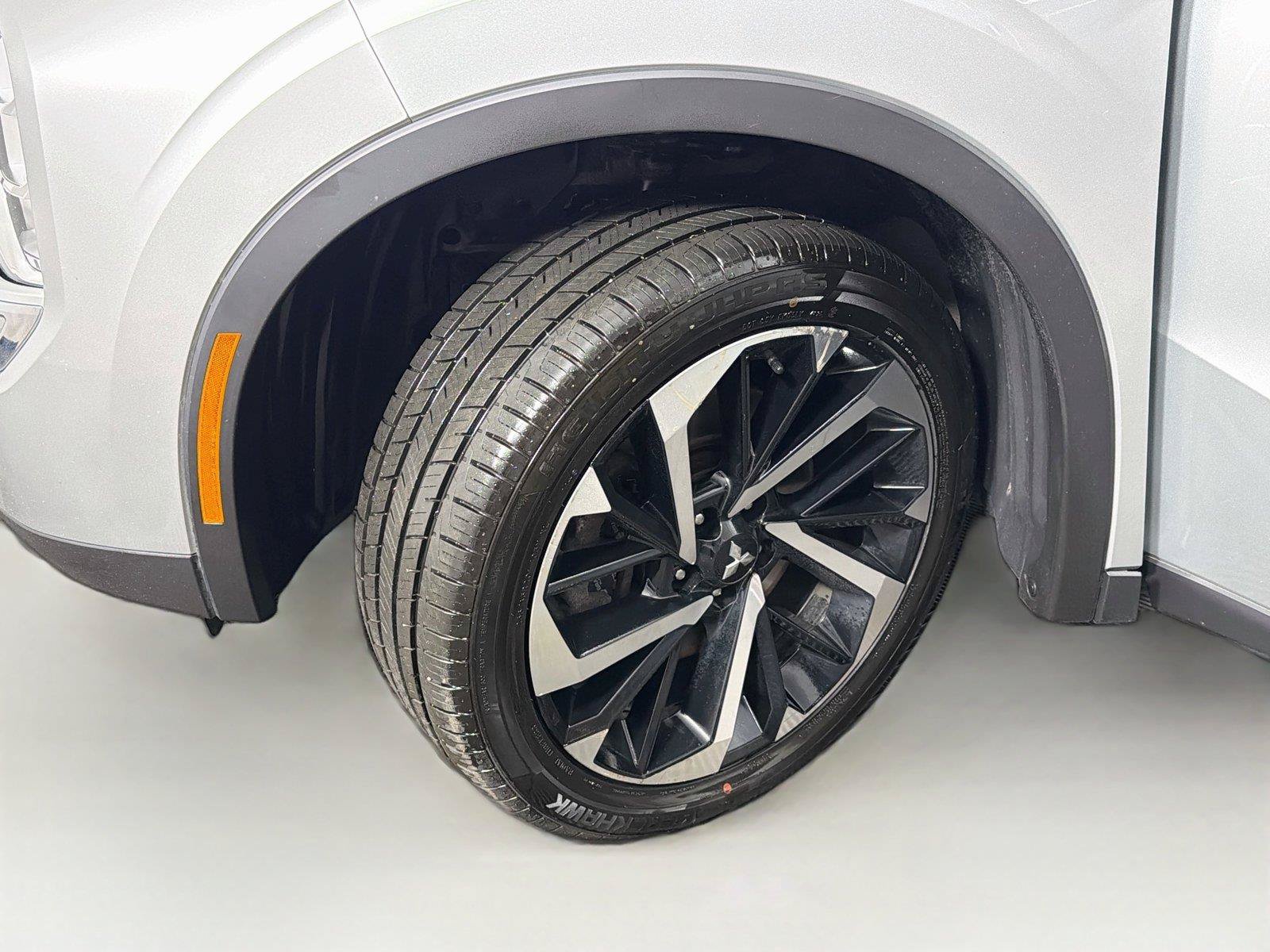Used 2023 Mitsubishi Outlander SE AWD/4WD image 38