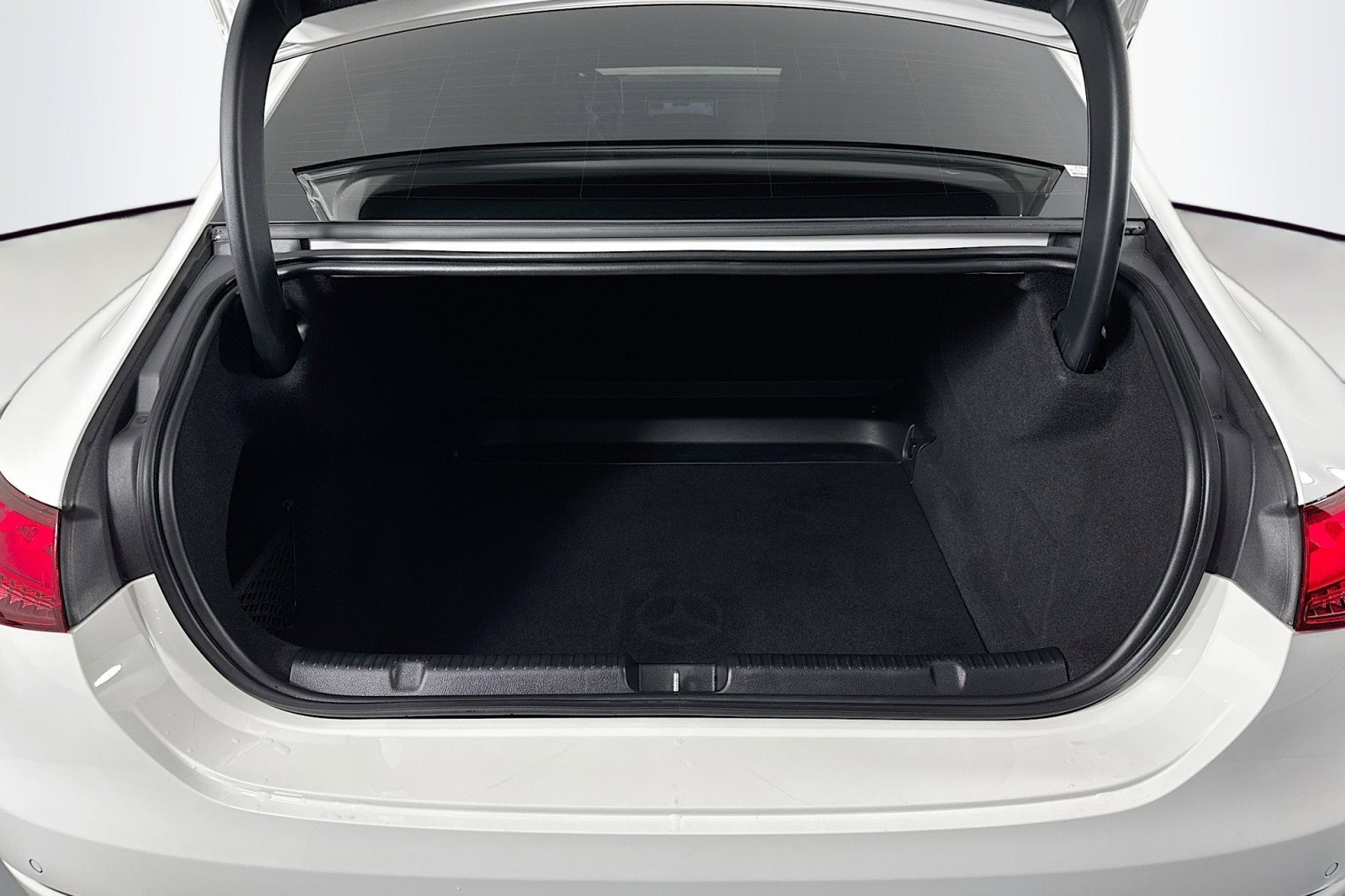 Certified 2023 Mercedes-Benz EQE 350+ 4MATIC Sedan w/ Exclusive Trim Package image 23