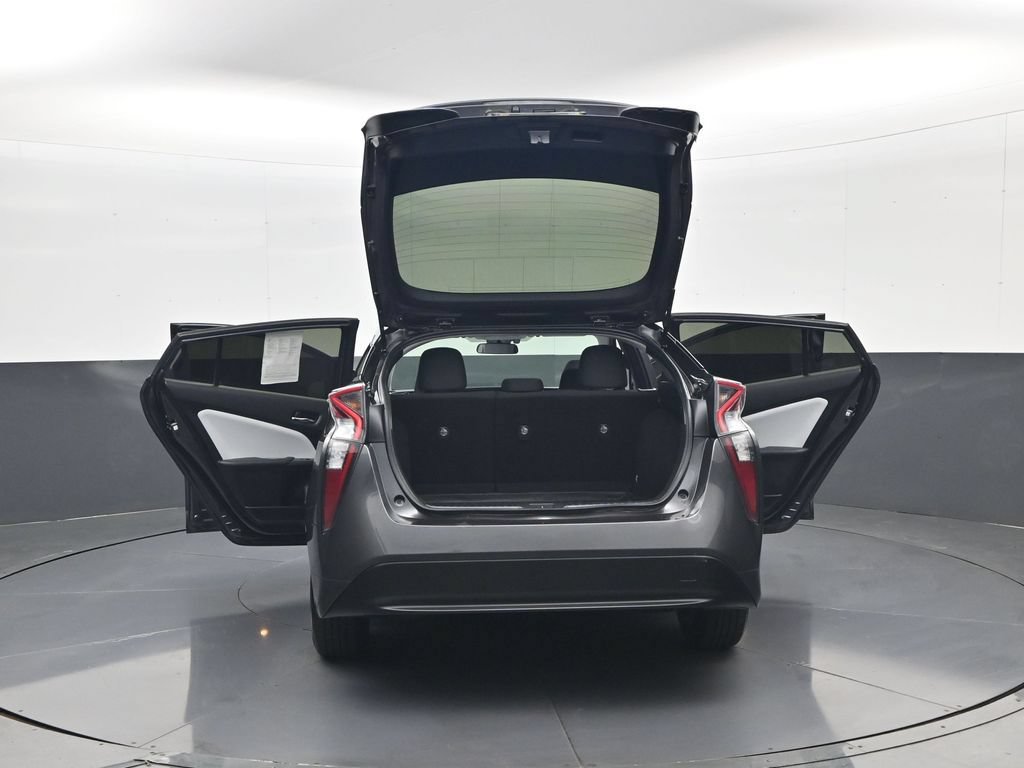 Used 2017 Toyota Prius Two FWD image 33