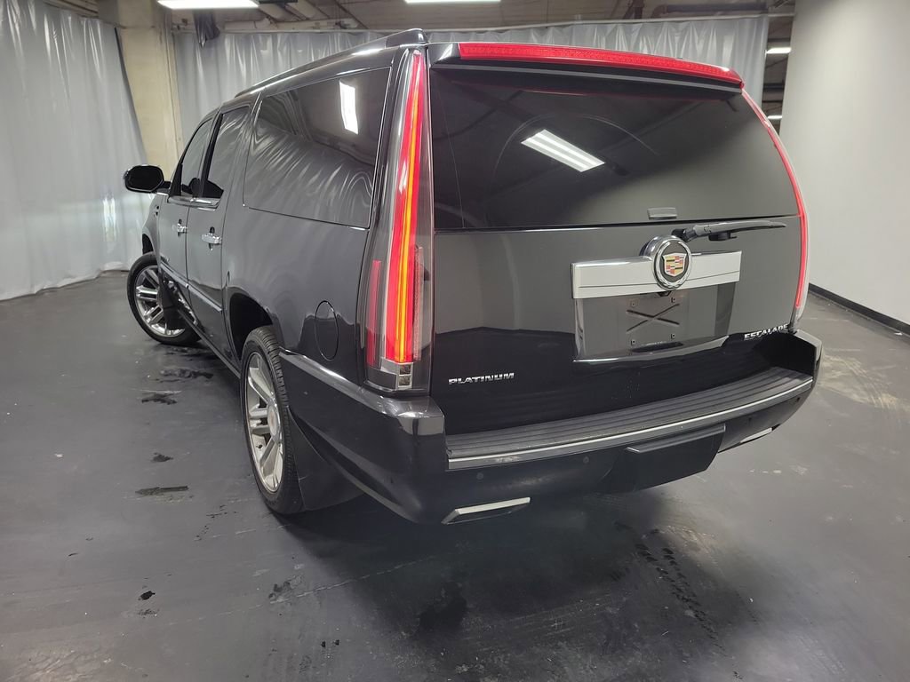 Used 2013 Cadillac Escalade ESV Platinum image 7