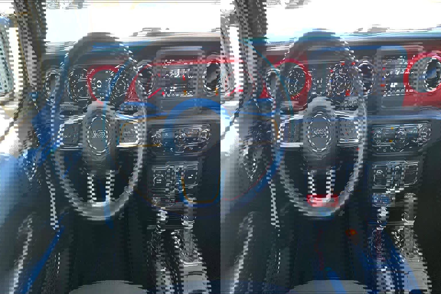 Used 2018 Jeep Wrangler Unlimited Rubicon AWD/4WD image 6