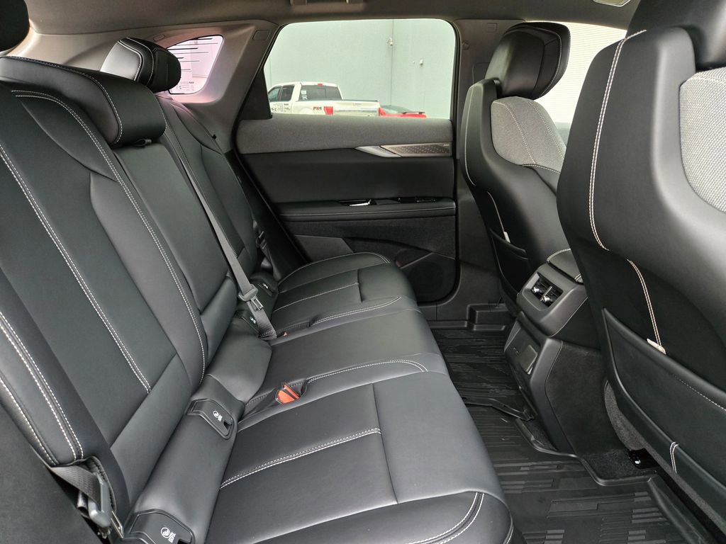 New 2026 Cadillac Optiq Luxury 1 w/ LPO, Floor Liner Package image 30