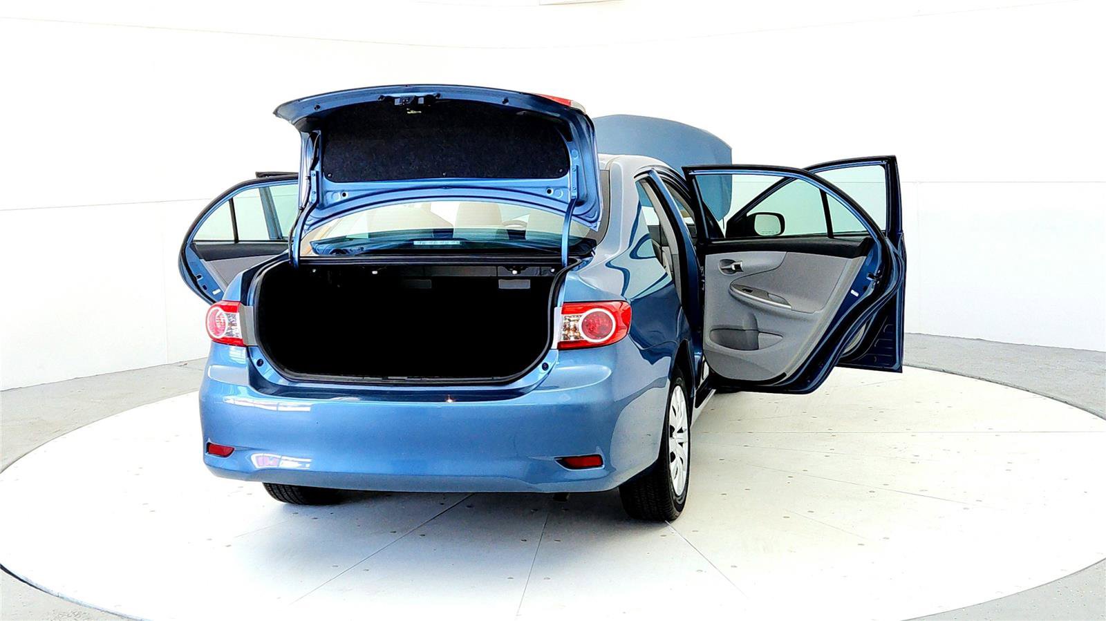 Used 2013 Toyota Corolla LE FWD image 11