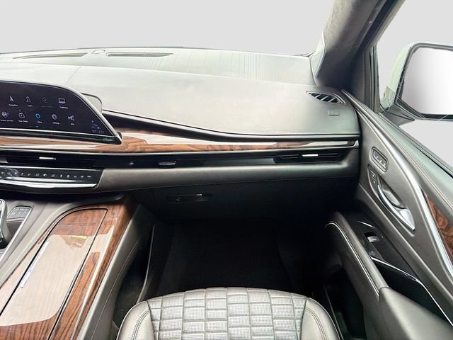 Used 2023 Cadillac Escalade ESV Sport Platinum AWD/4WD image 18