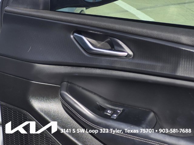 Used 2023 Jeep Grand Cherokee L Laredo AWD/4WD image 15
