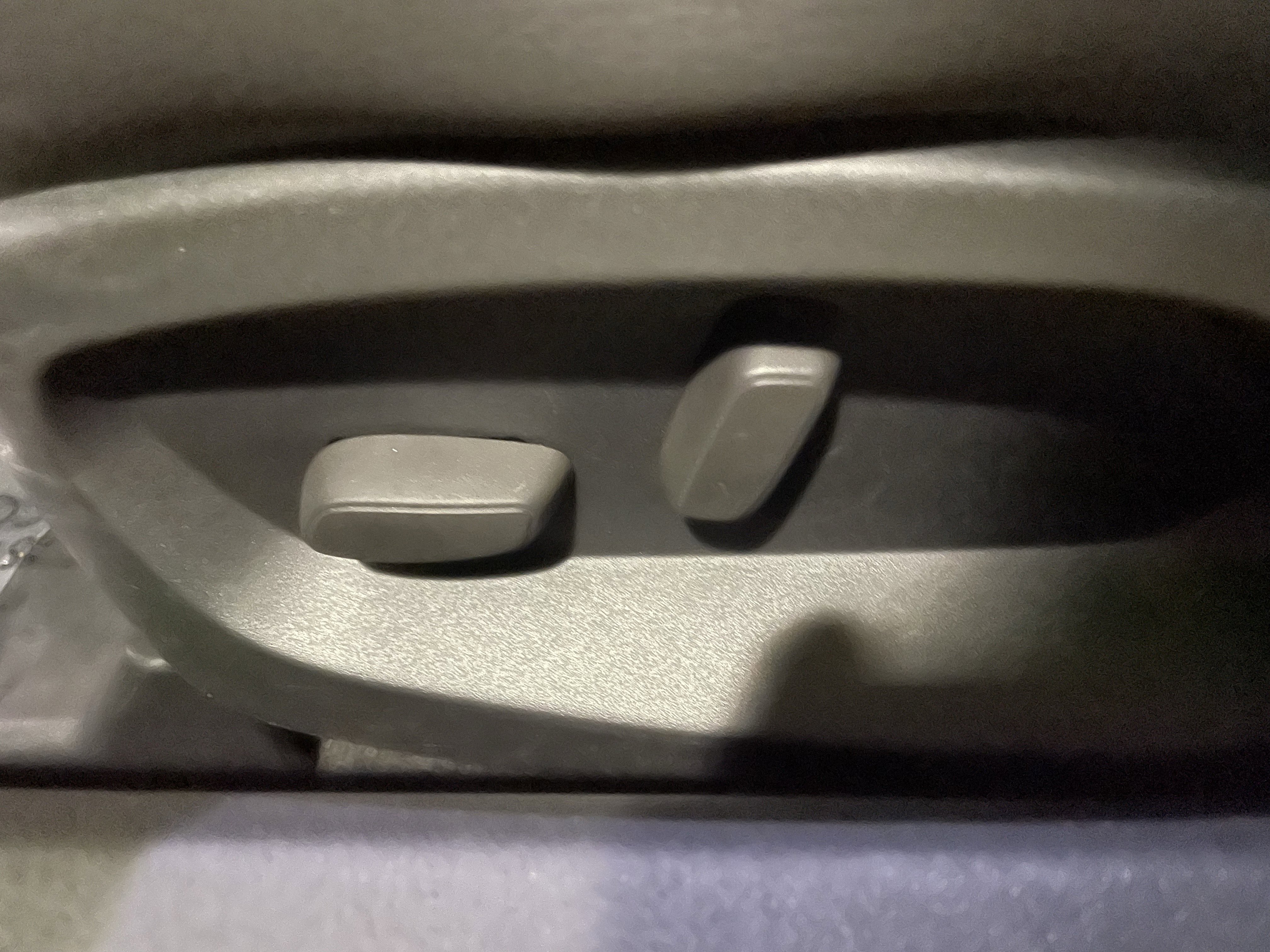 Used 2014 Chevrolet Corvette Stingray Coupe image 9