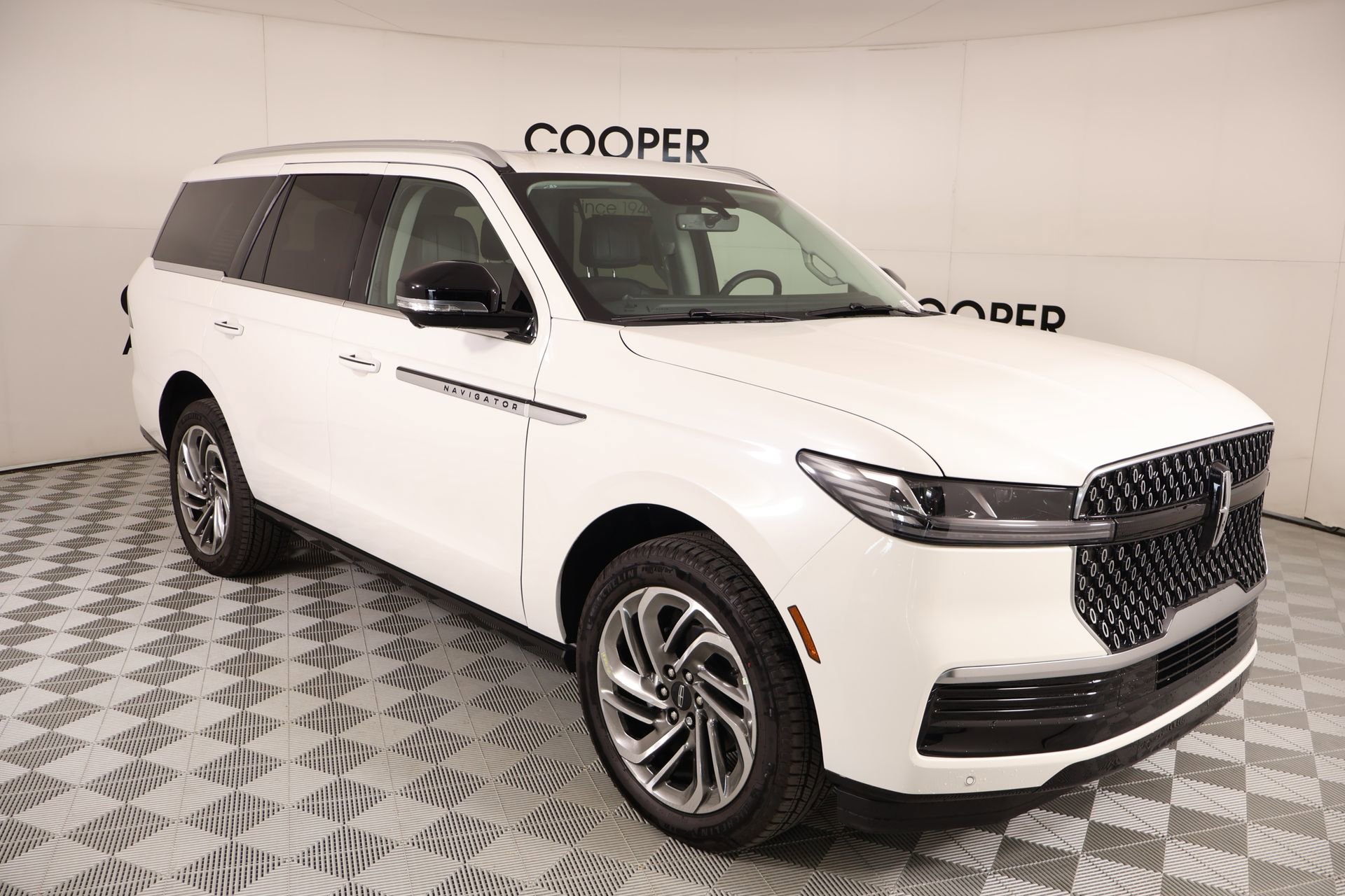 New 2025 Lincoln Navigator Reserve