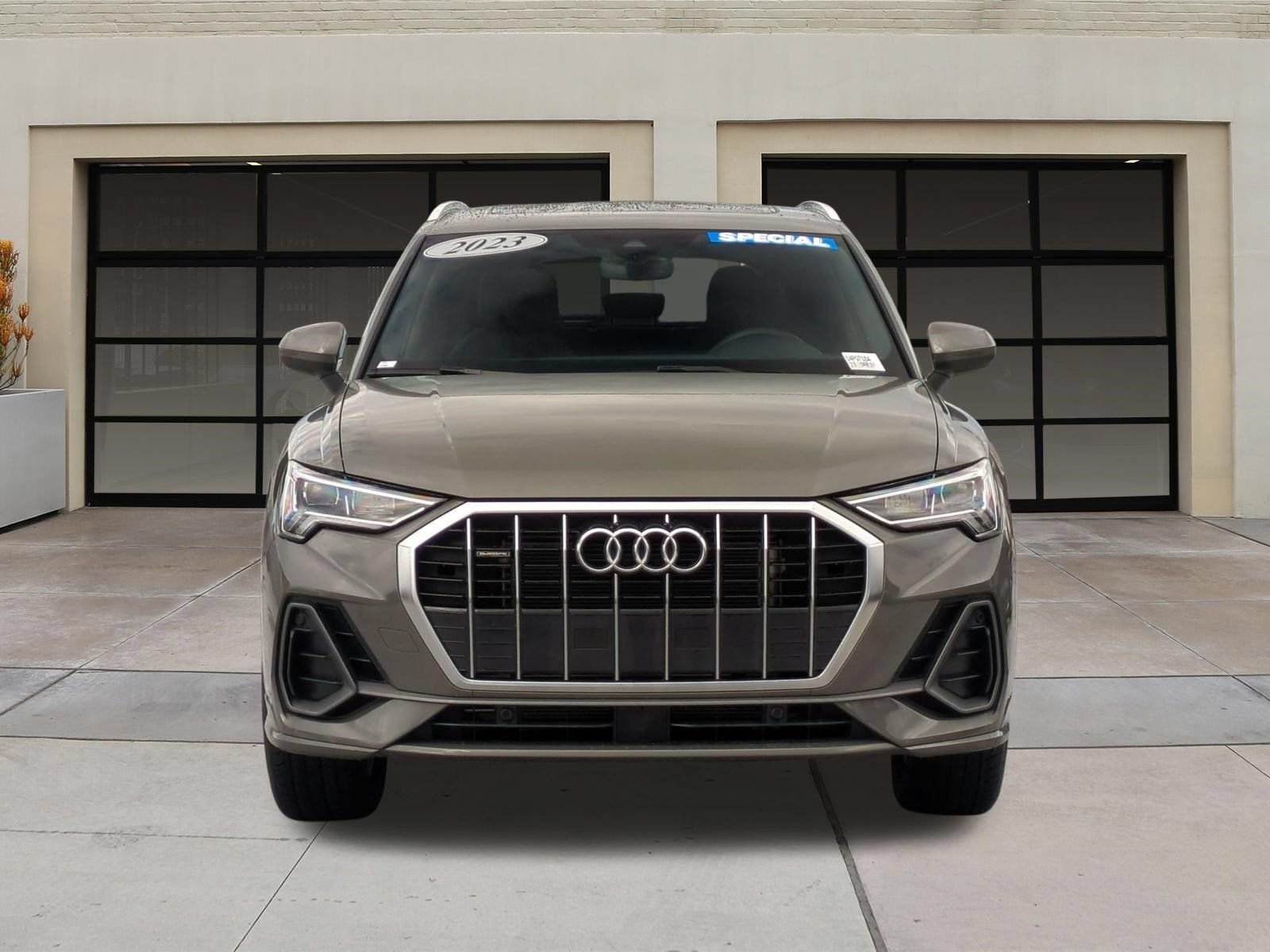 Used 2023 Audi Q3 2.0T Premium w/ Convenience Package AWD/4WD image 6