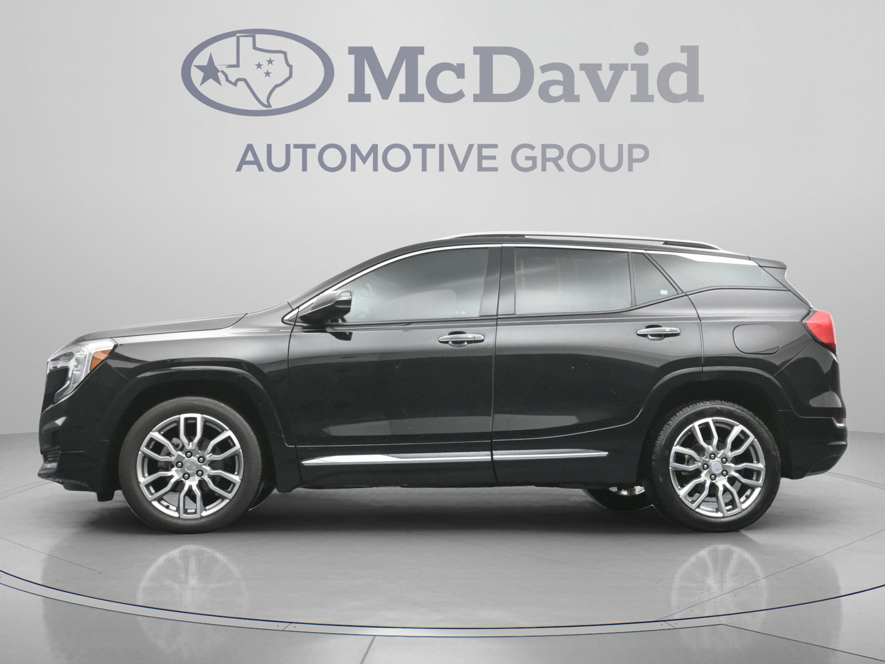 Used 2022 GMC Terrain Denali w/ LPO, Cargo Package AWD/4WD image 31