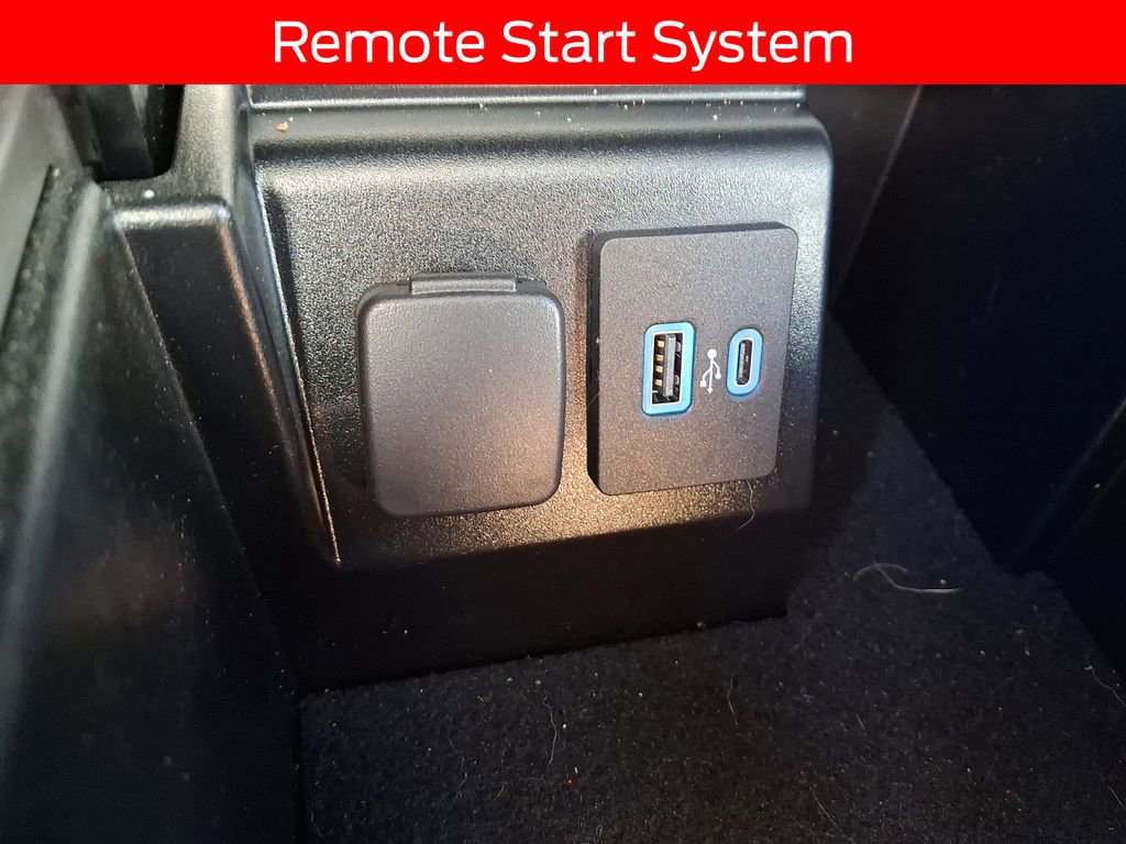 Certified 2021 Ford Explorer XLT w/ Equipment Group 202A image 23