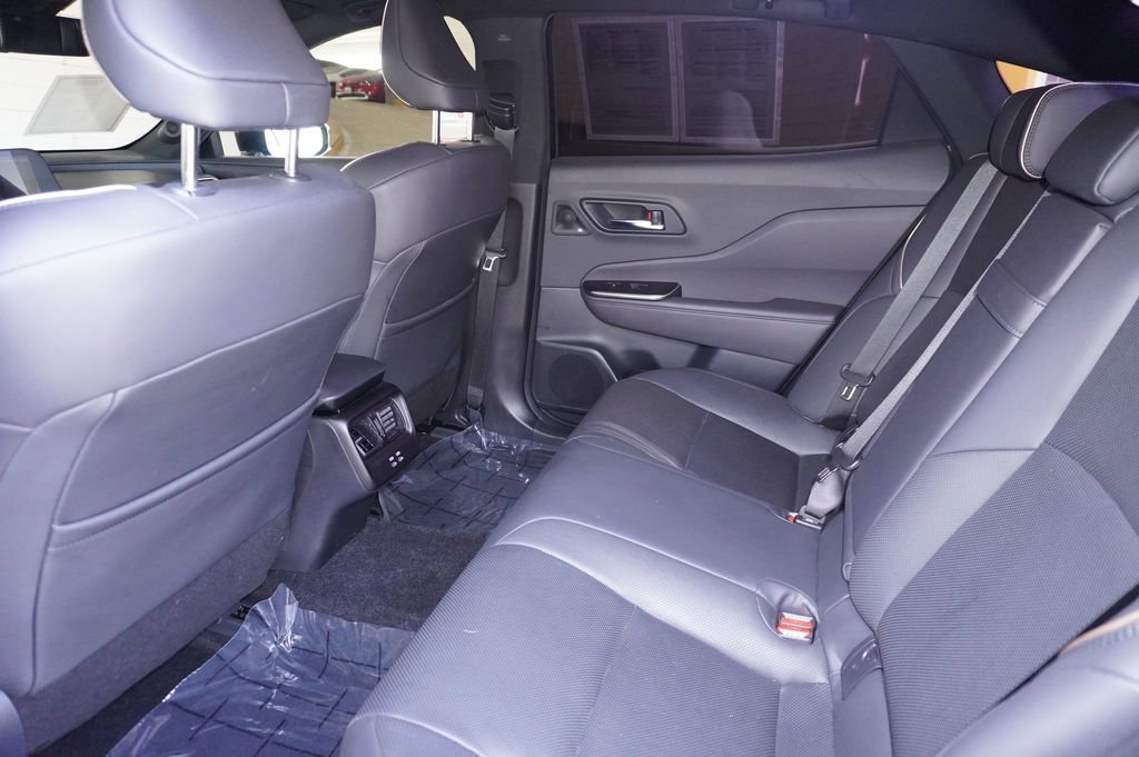 Certified 2023 Toyota Crown Platinum w/ Carpet Mat Package (TMS) image 9