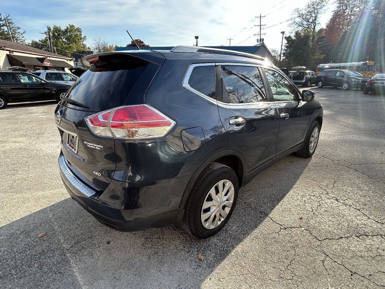 Used 2016 Nissan Rogue S w/ Appearance Package AWD/4WD image 12