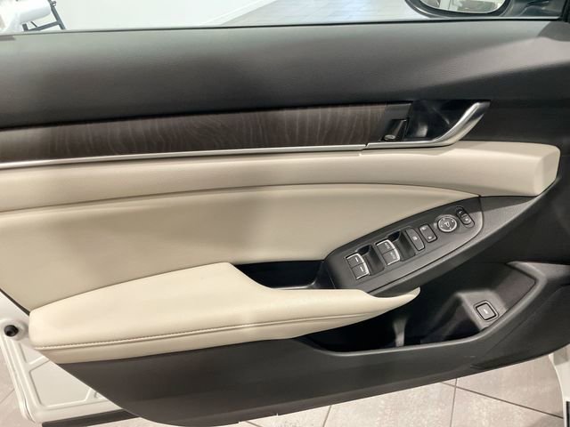 Used 2021 Honda Accord EX image 11