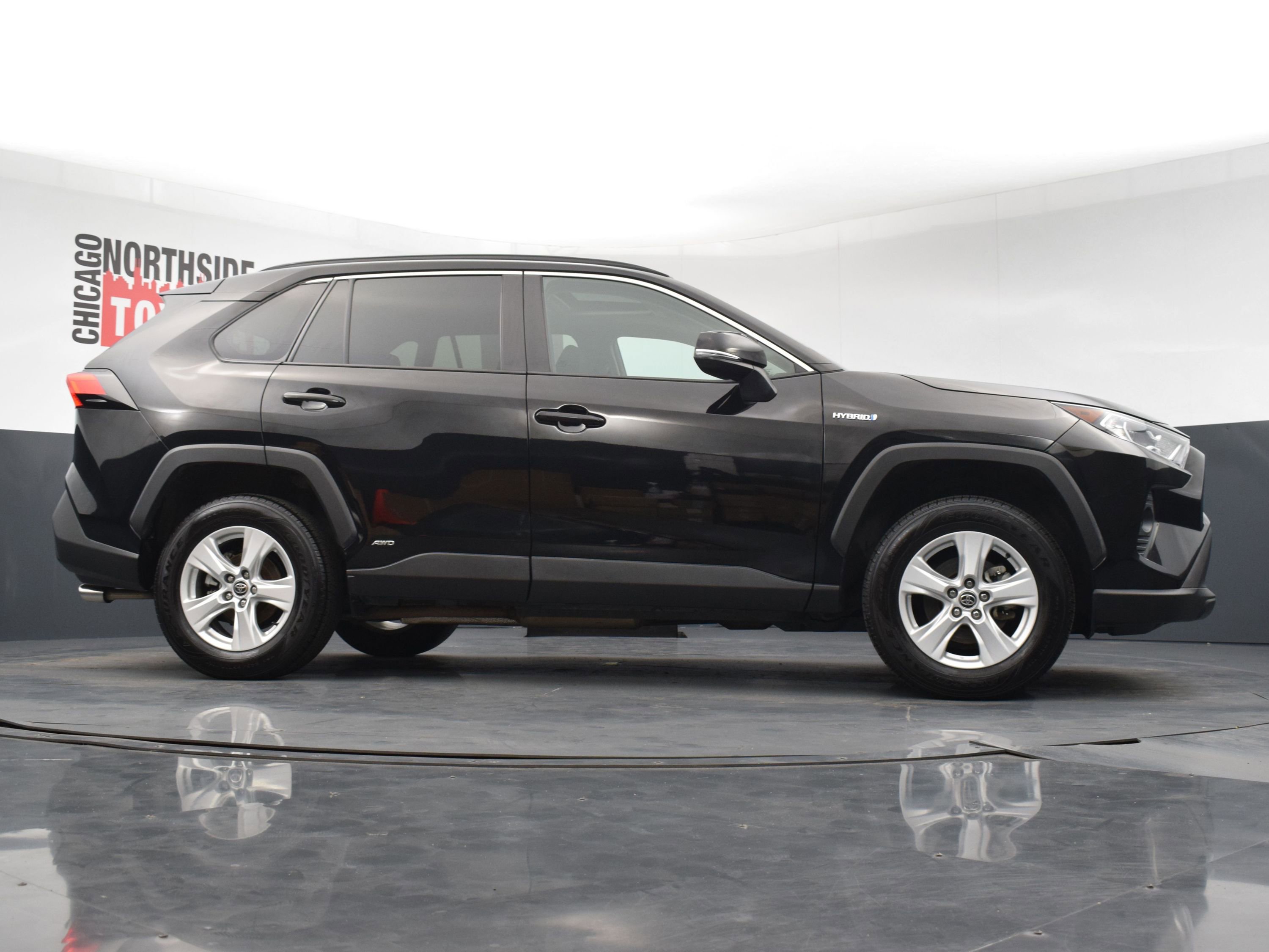 Used 2021 Toyota RAV4 XLE w/ Convenience Package AWD/4WD image 29