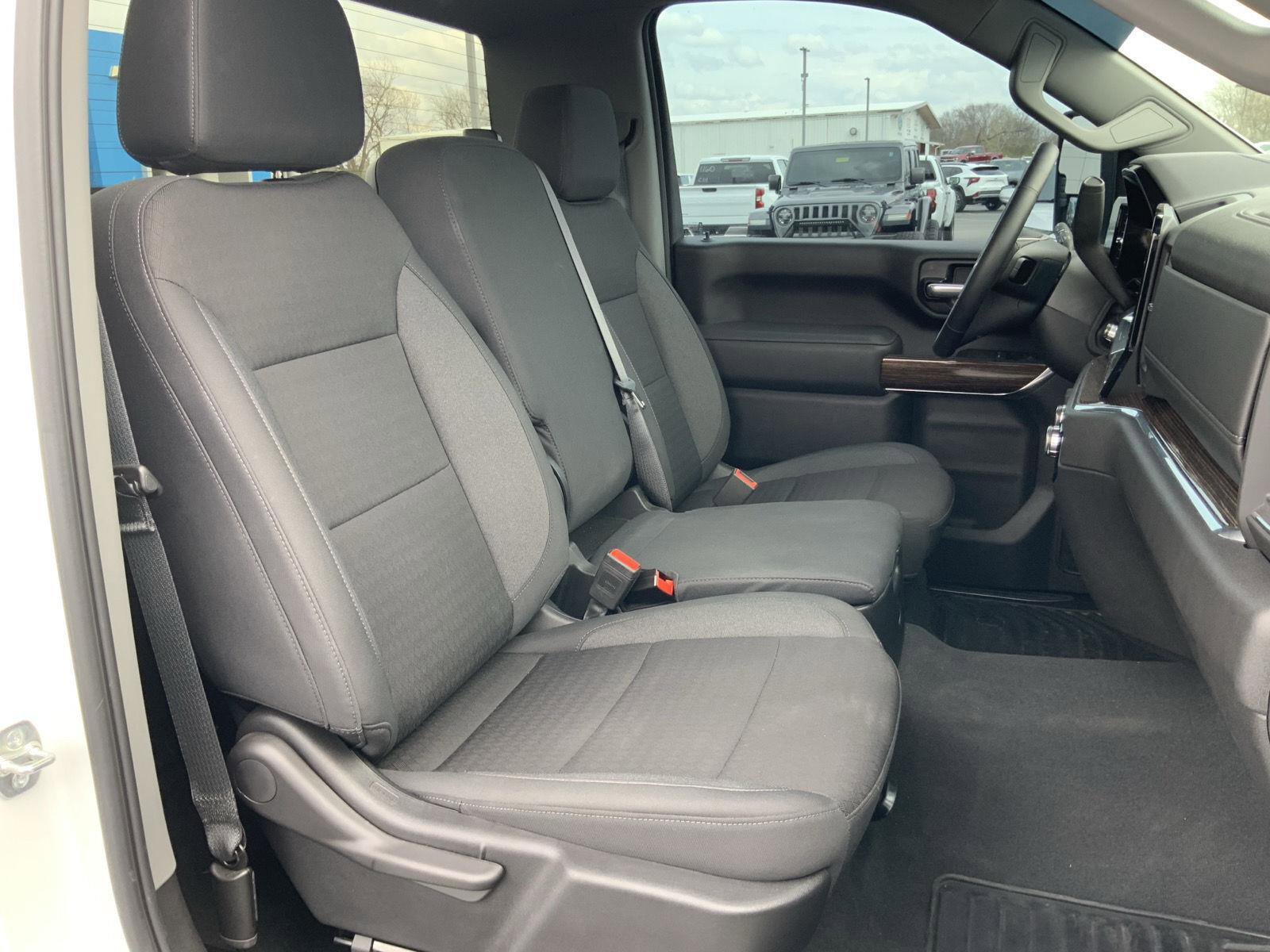 Used 2025 GMC Sierra 2500 SLE w/ SLE Convenience Package image 52