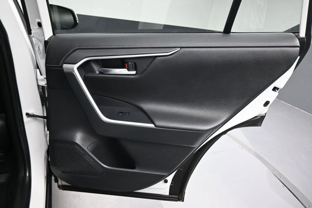 Used 2023 Toyota RAV4 Limited FWD image 37