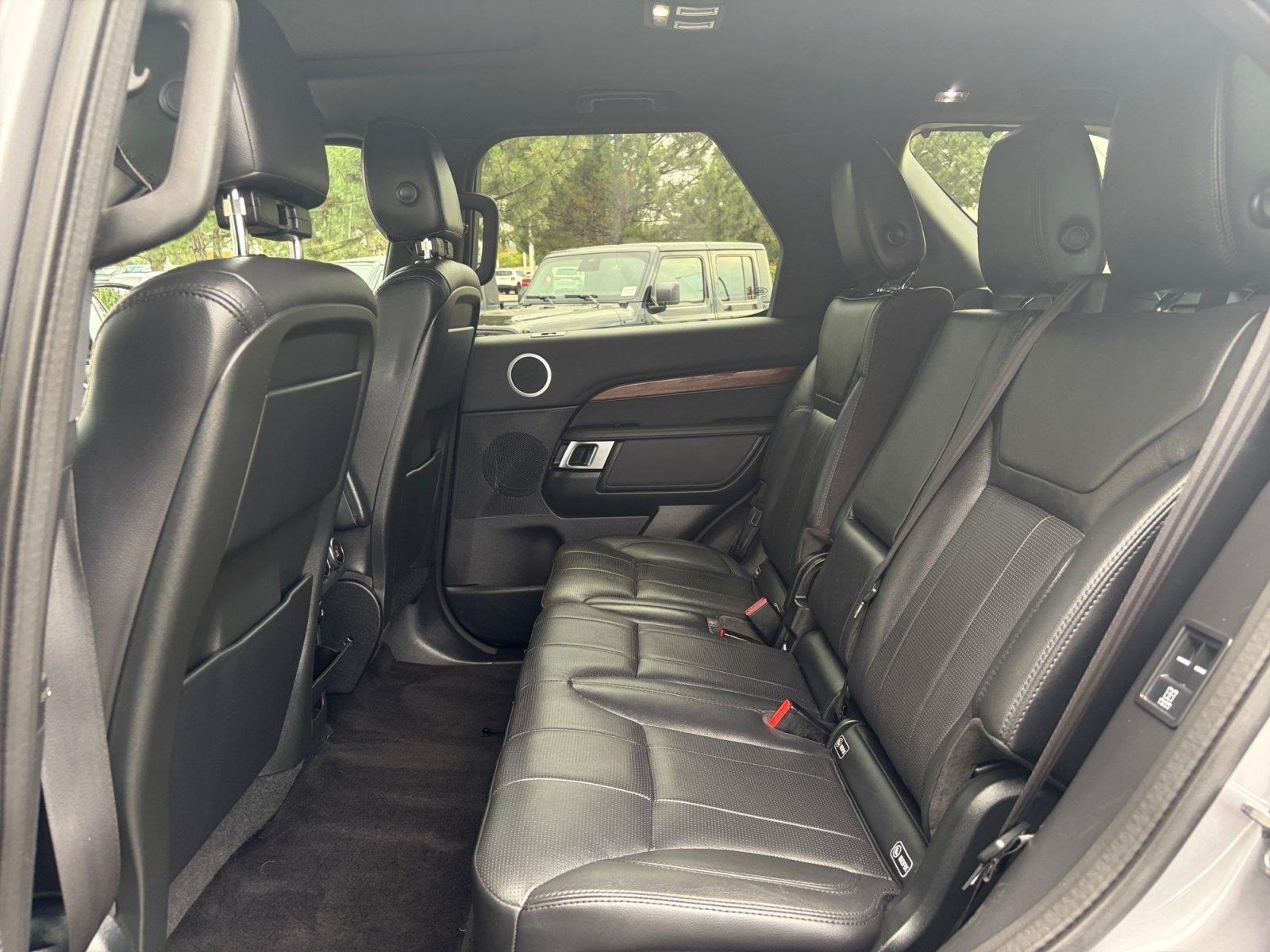 Used 2020 Land Rover Discovery HSE AWD/4WD image 20