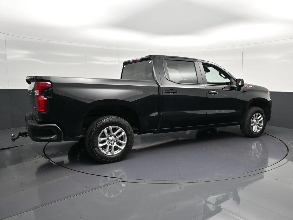 Used 2024 Chevrolet Silverado 1500 RST w/ Z71 Off-Road Package AWD/4WD image 3