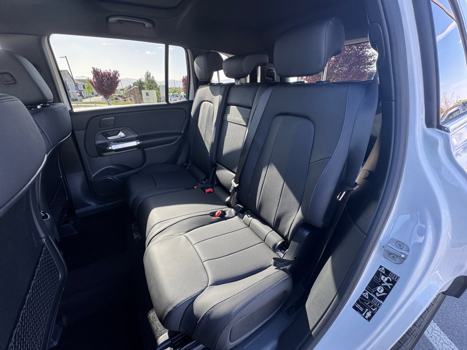 New 2026 Mercedes-Benz GLB 250 4MATIC image 17