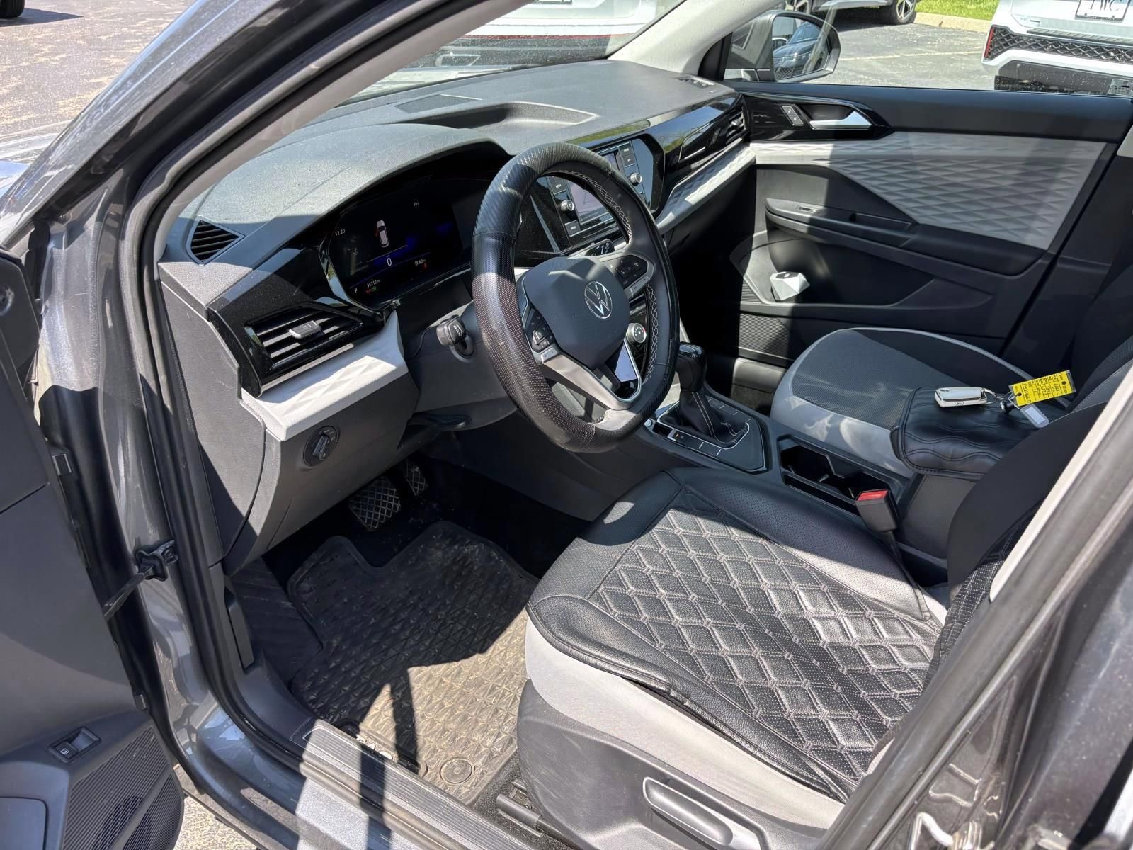 Certified 2023 Volkswagen Taos S FWD image 24