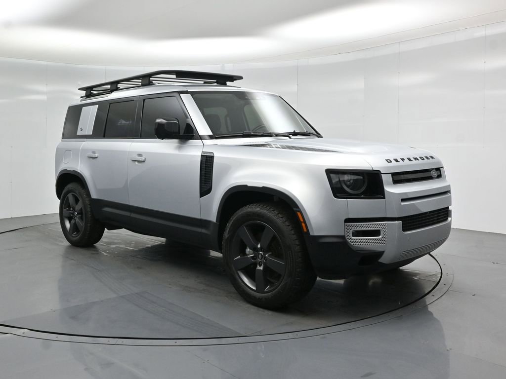 Used 2024 Land Rover Defender 110 S image 25