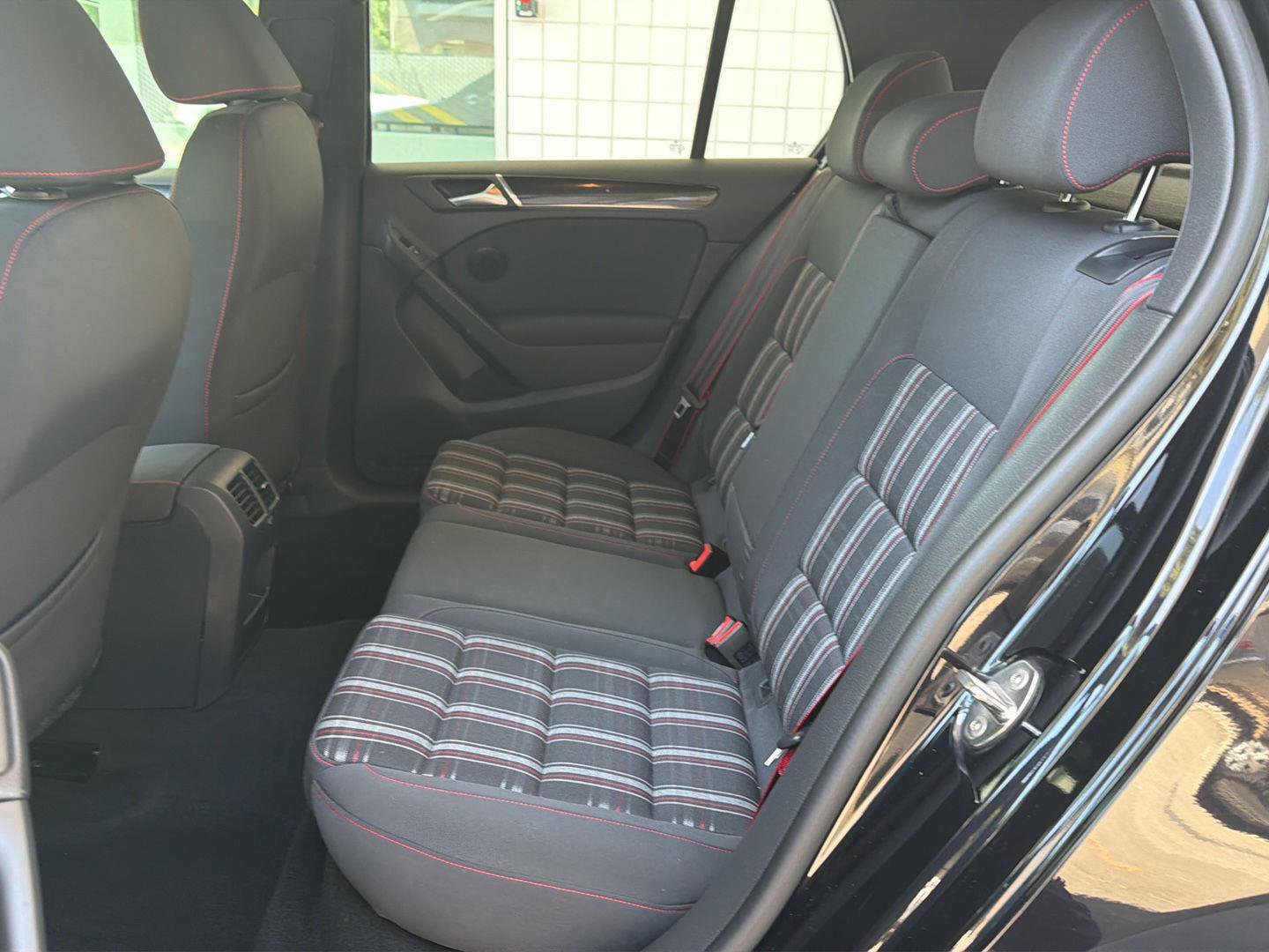 Used 2014 Volkswagen GTI Wolfsburg Edition FWD image 17