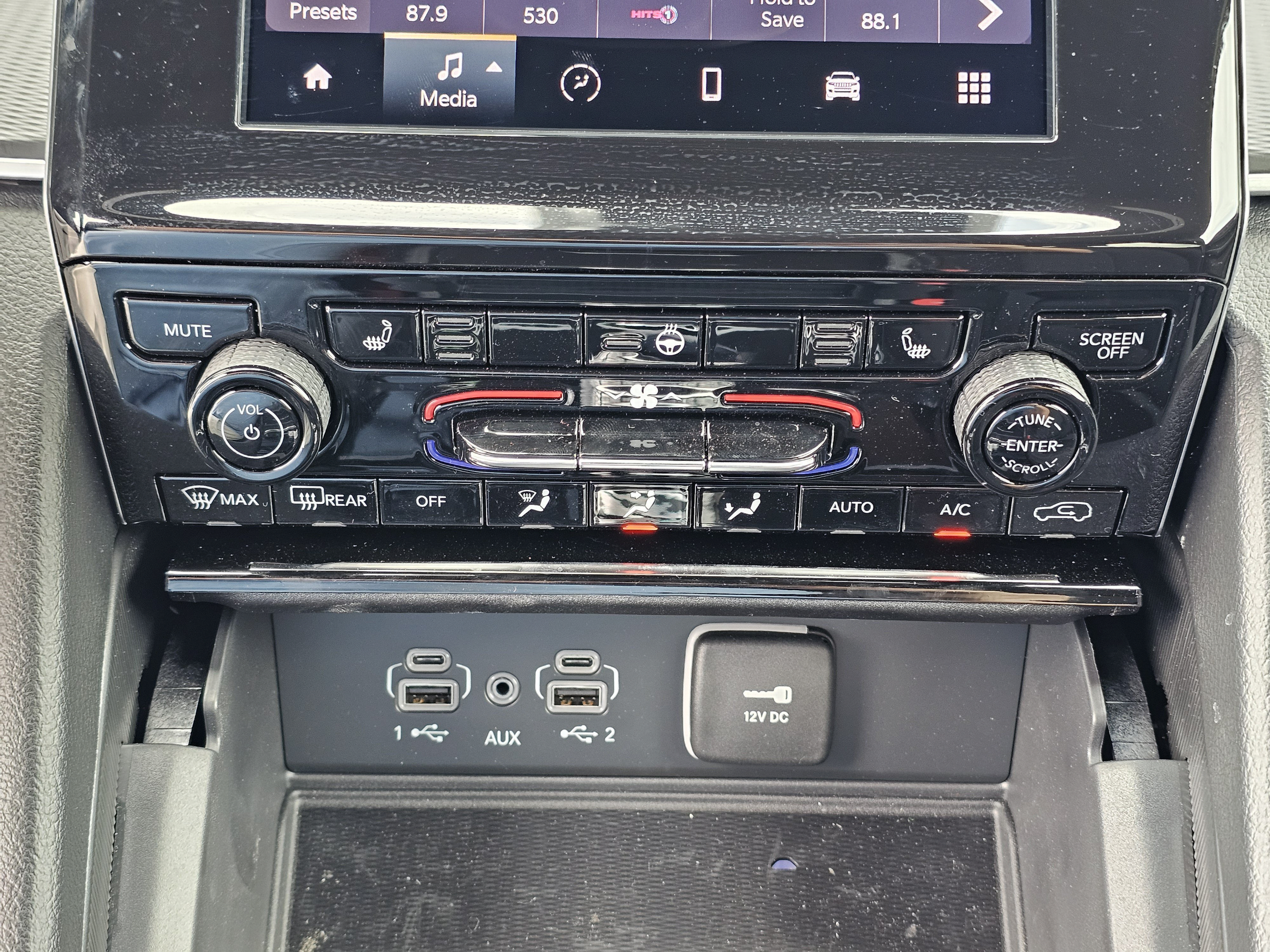 New 2026 Jeep Grand Cherokee Laredo X RWD image 29