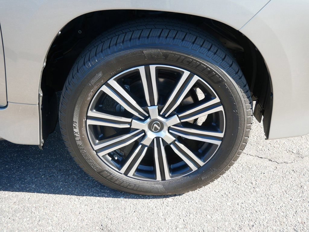 Used 2018 Lexus LX 570 4WD image 8