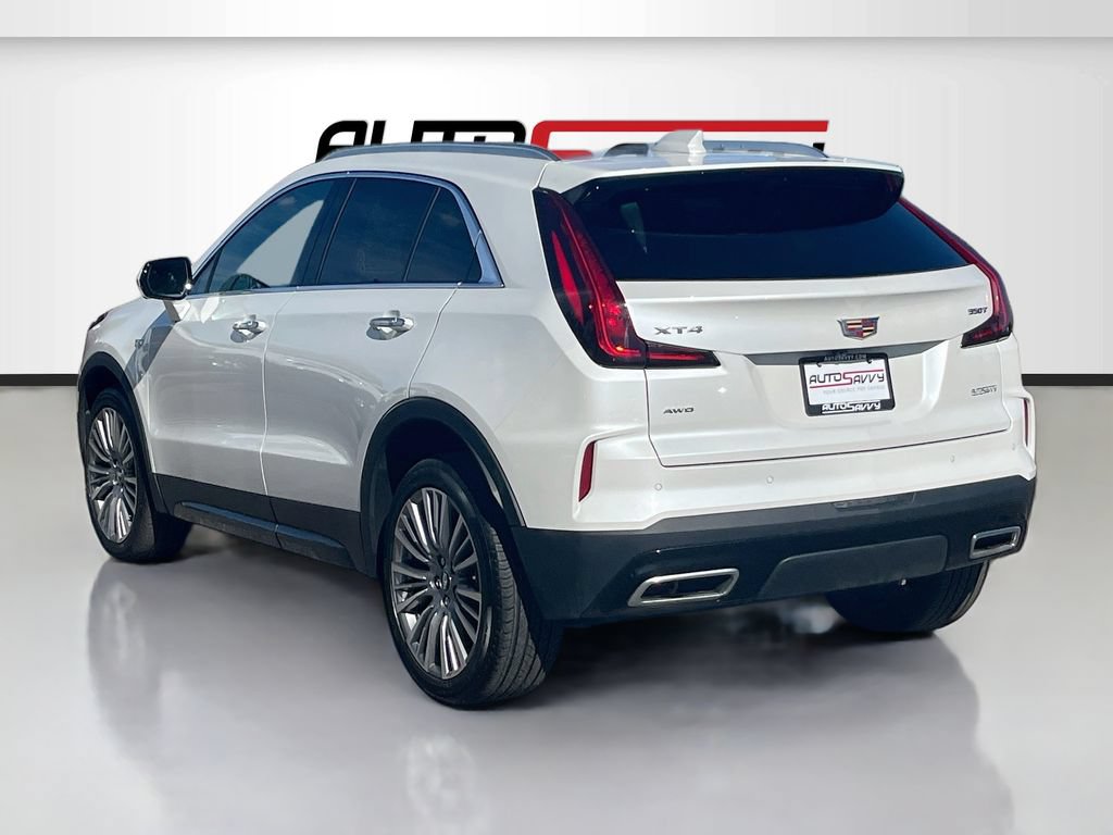 Used 2025 Cadillac XT4 Premium Luxury w/ Technology Package AWD/4WD image 5