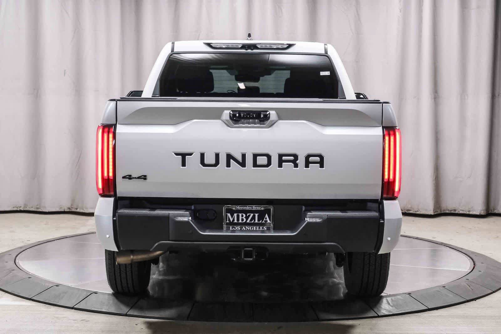 Used 2024 Toyota Tundra Limited AWD/4WD image 3