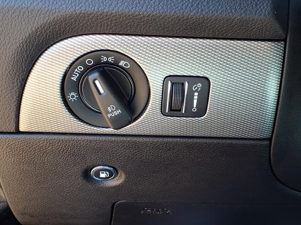 Used 2018 Dodge Durango GT w/ Premium Group image 18