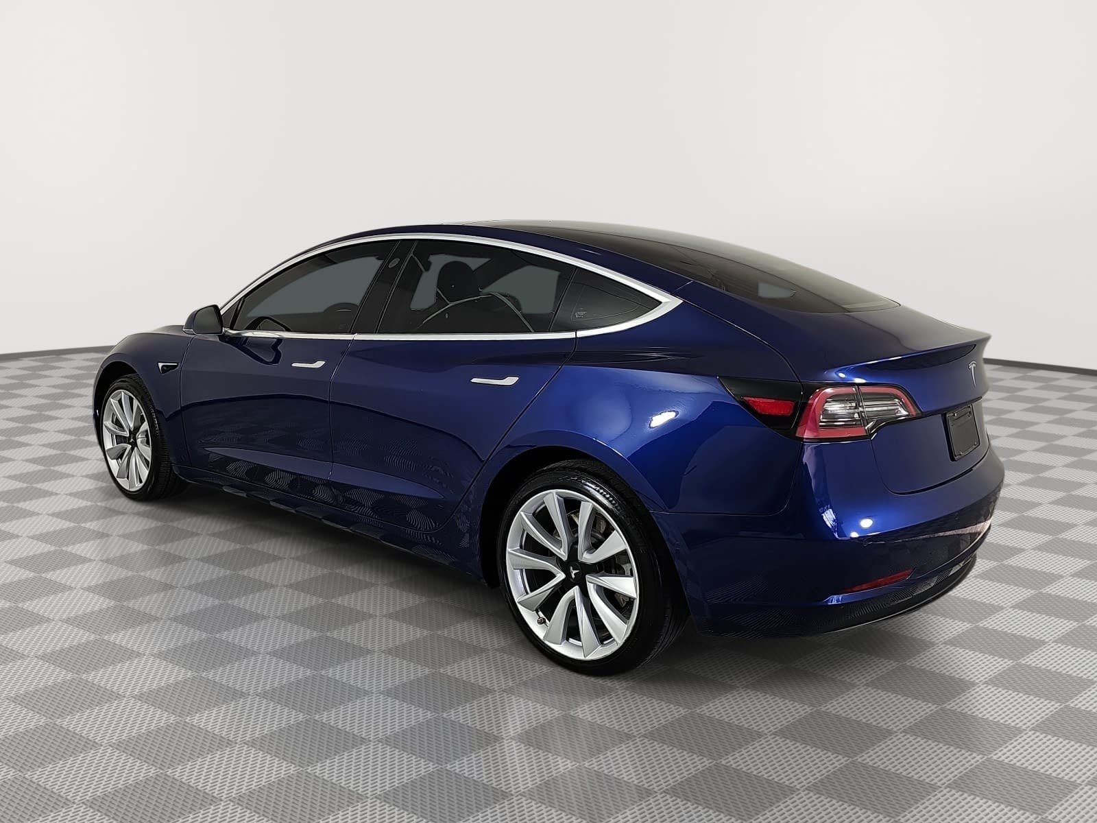 Used 2019 Tesla Model 3 Standard Range Plus RWD image 6