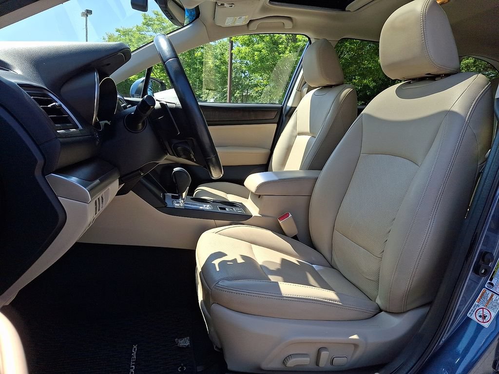Used 2017 Subaru Outback 2.5i Limited AWD/4WD image 16