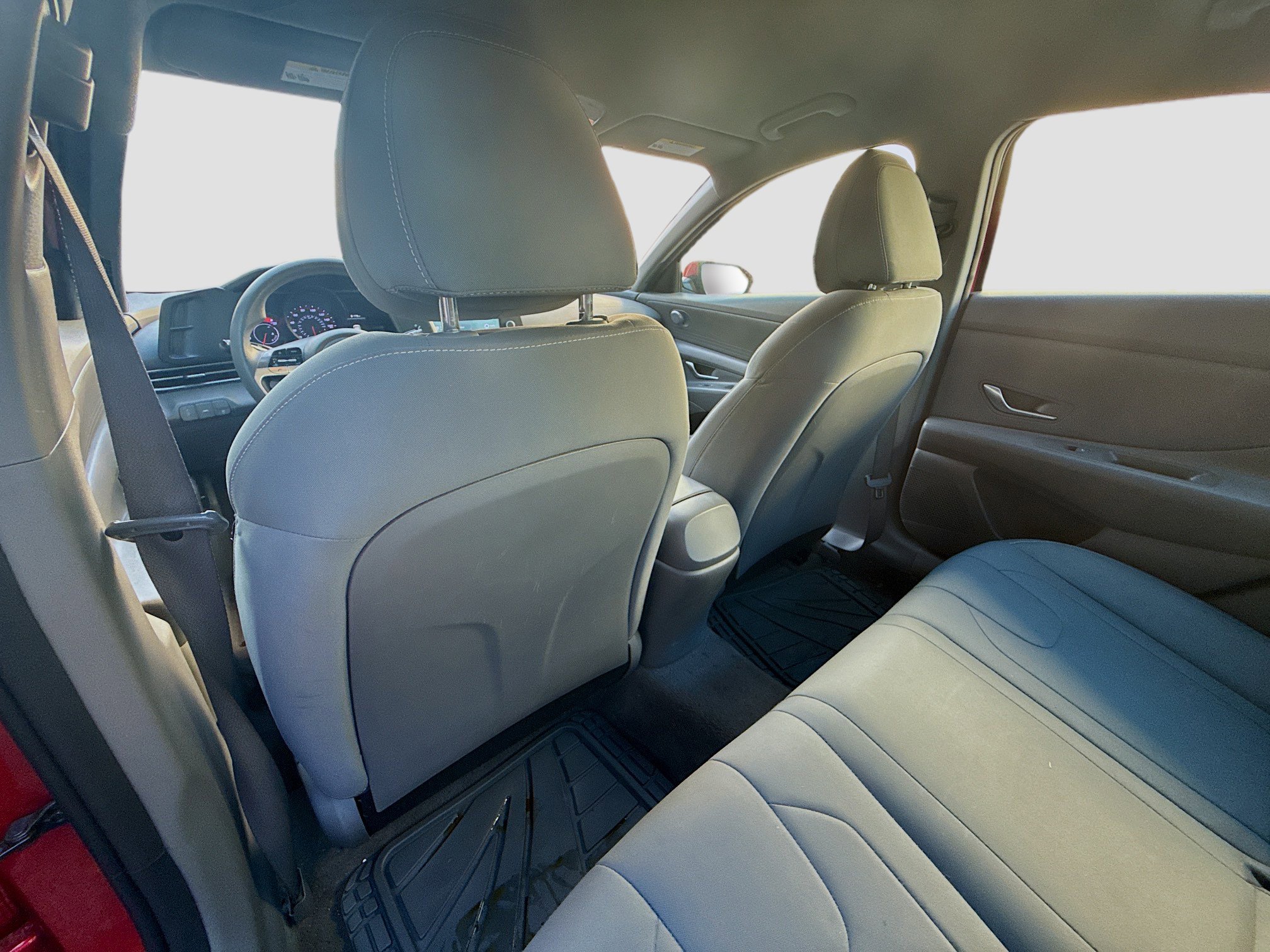 Used 2023 Hyundai Elantra SEL image 21