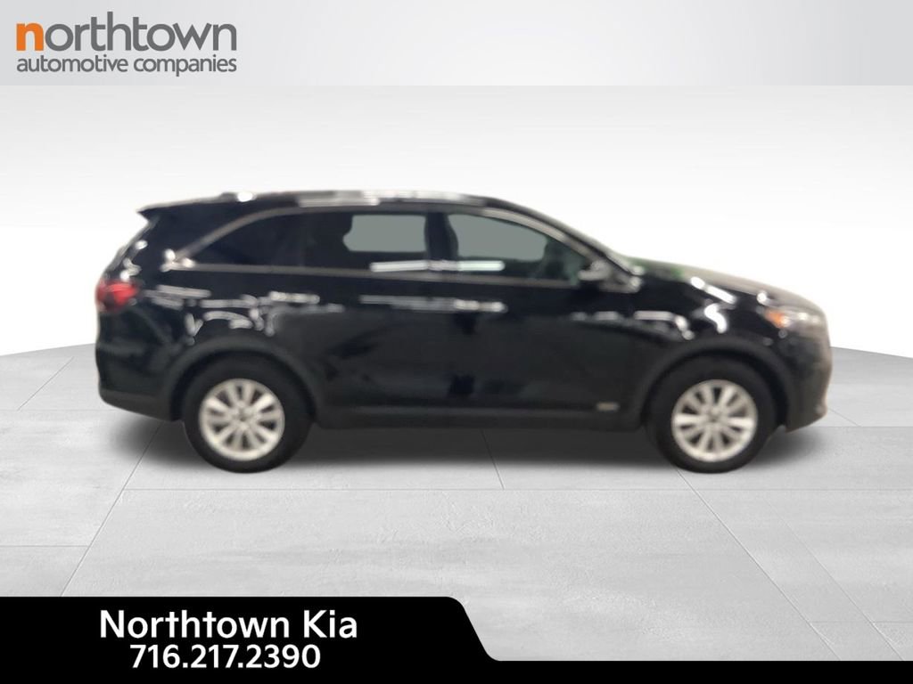 Used 2019 Kia Sorento LX image 5