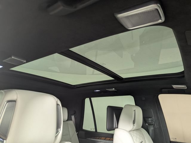 Used 2025 Cadillac Escalade Sport Platinum w/ LPO, Floor Liner Package AWD/4WD image 27