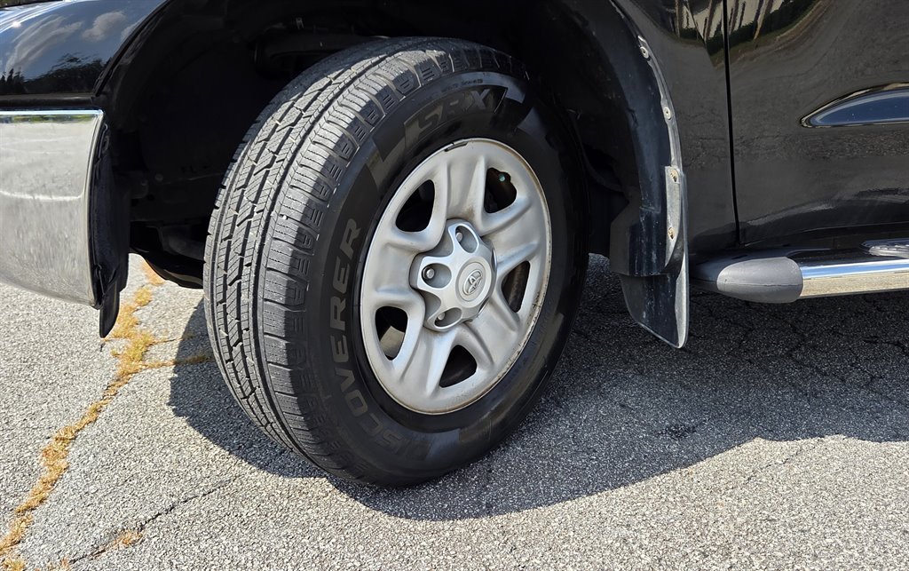 Used 2012 Toyota Tundra 2WD Double Cab w/ SR5 Pkg image 18