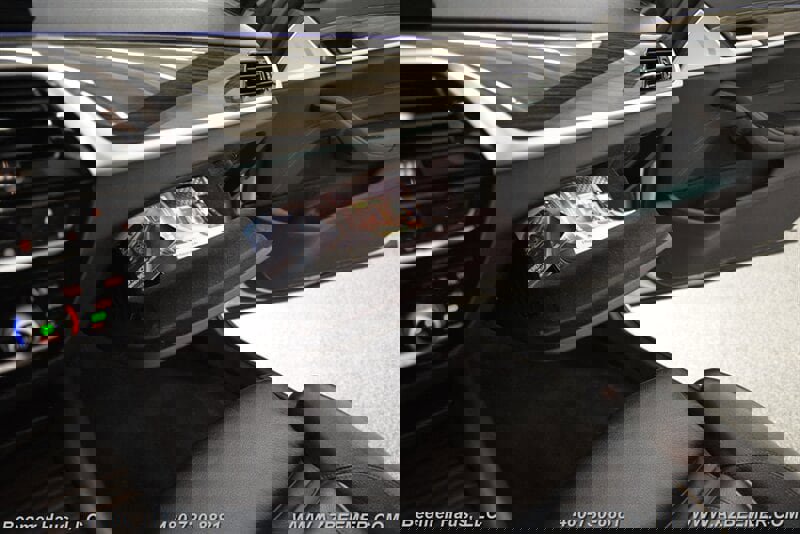 Used 2018 BMW 530e iPerformance image 36