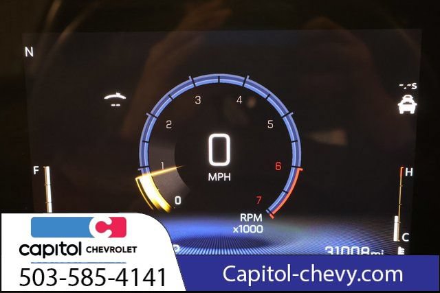 Used 2024 Chevrolet Trax RS w/ Sunroof Package FWD image 17
