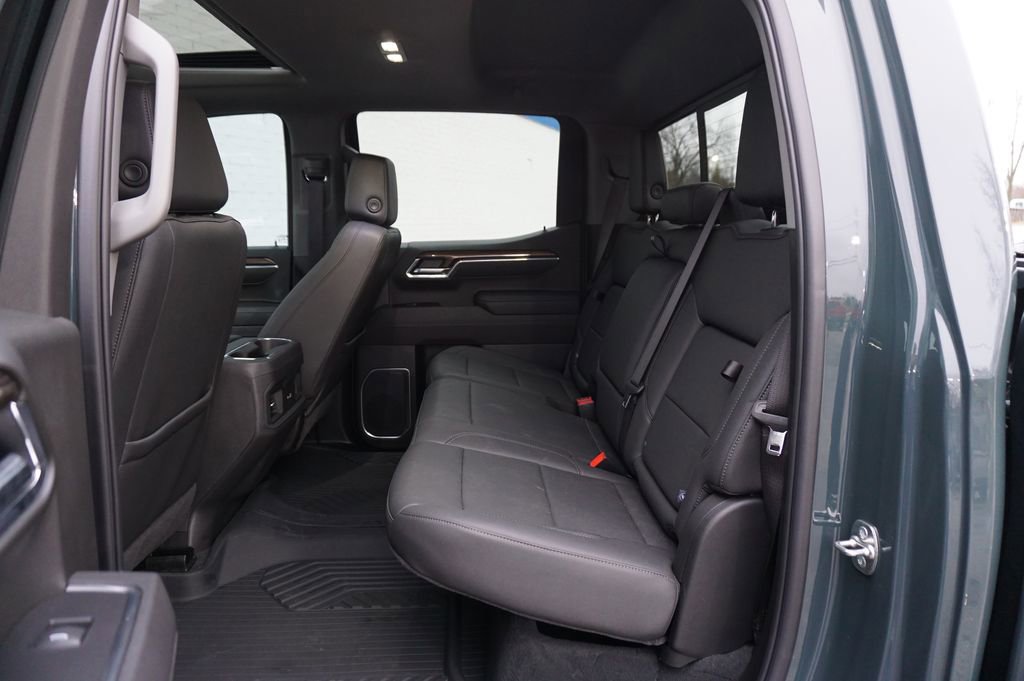 Used 2025 Chevrolet Silverado 1500 LT Trail Boss w/ Convenience Package II image 10