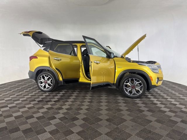 Used 2021 Kia Seltos SX image 16